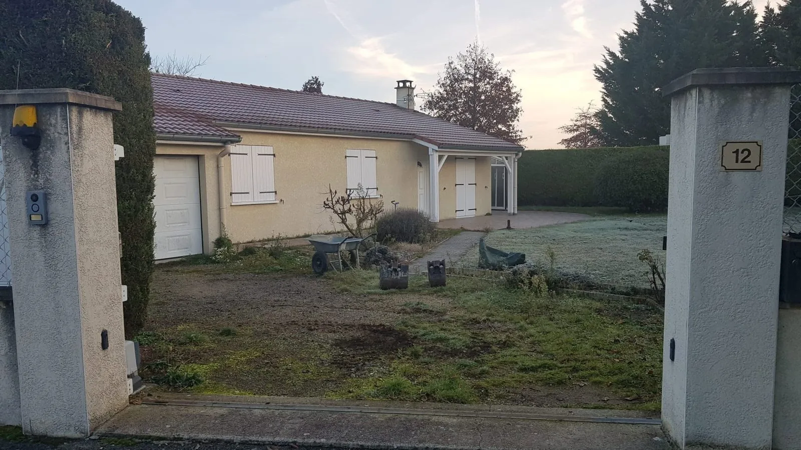 Allée avant travaux